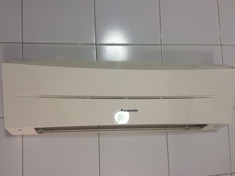 ล้างแอร์ด้วยตัวเอง-ถอดฝ้าหน้าของแอร์