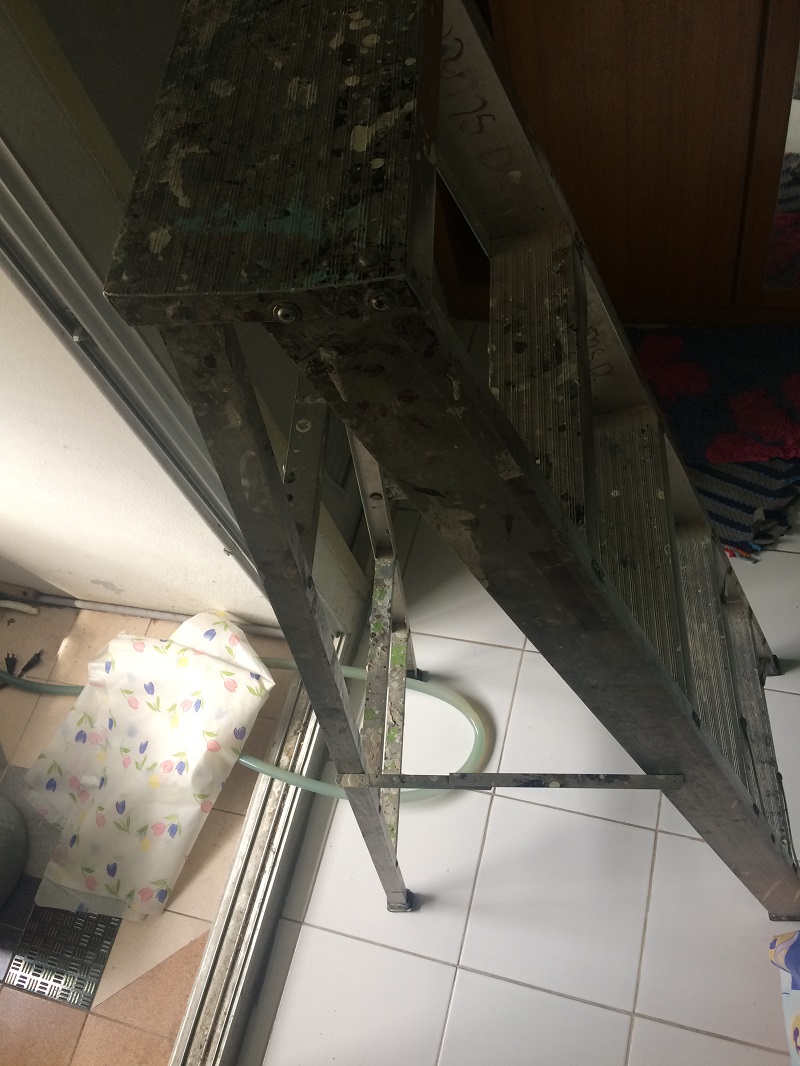 ล้างแอร์ด้วยตัวเอง-บันได-สำหรับปีนถอดแอร์