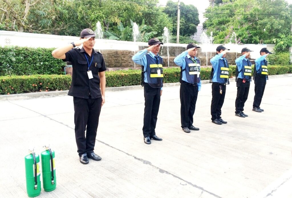 การเลือกหอพัก ควรมีพนักงานรักษาความปลอดภัย