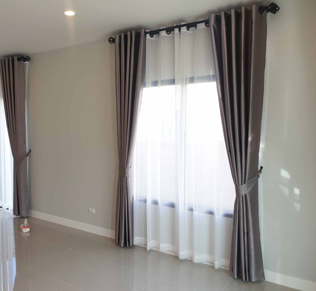 ผ้าม่านตาไก่ แบบไหนดี